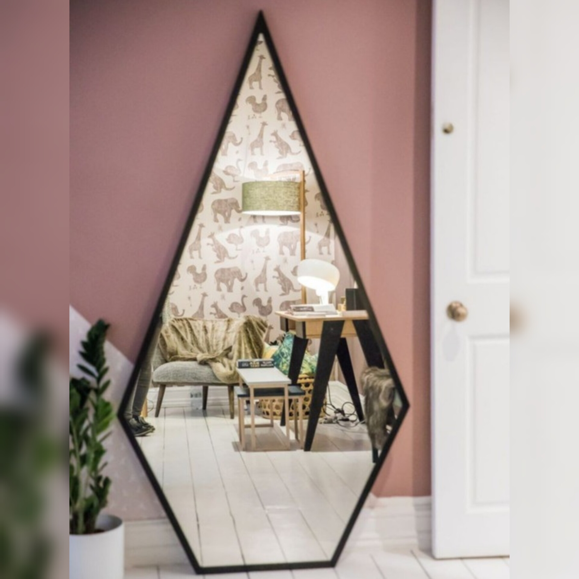 ایینه قدی  فلزی قدی E128