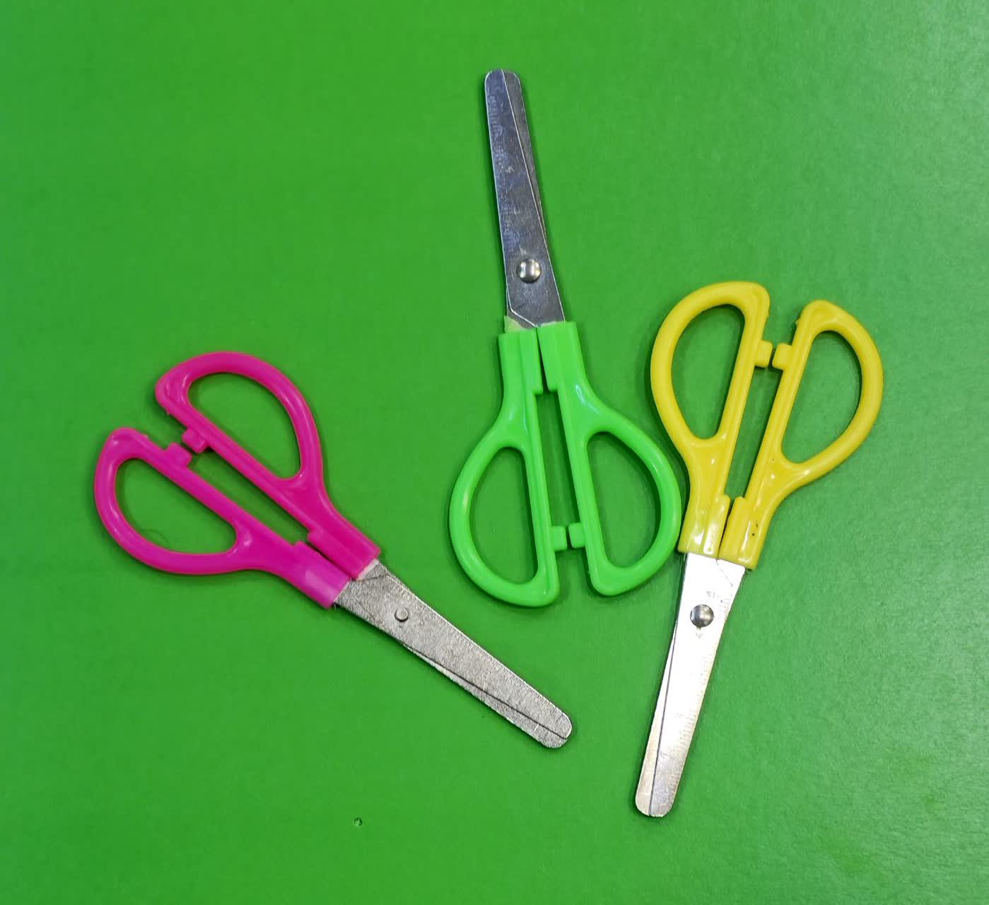 قیچی لبه گرد کودک دارای خط کش 5 سانتی