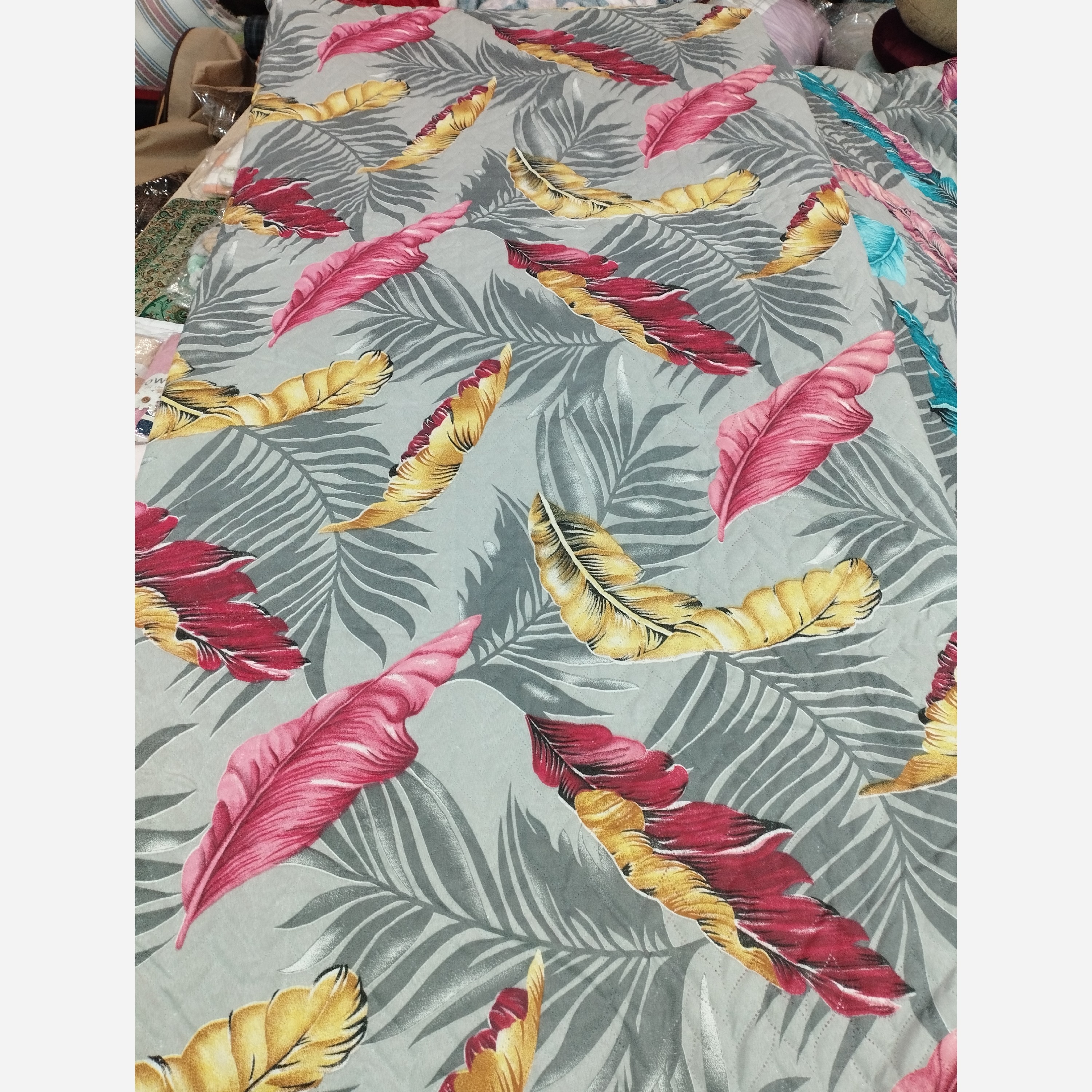 تشک مهمان الیاف 3 لایه سفید ضد حساسیت درجه یک دارای زیپ و کاور حمل زیپدار مخصوص 