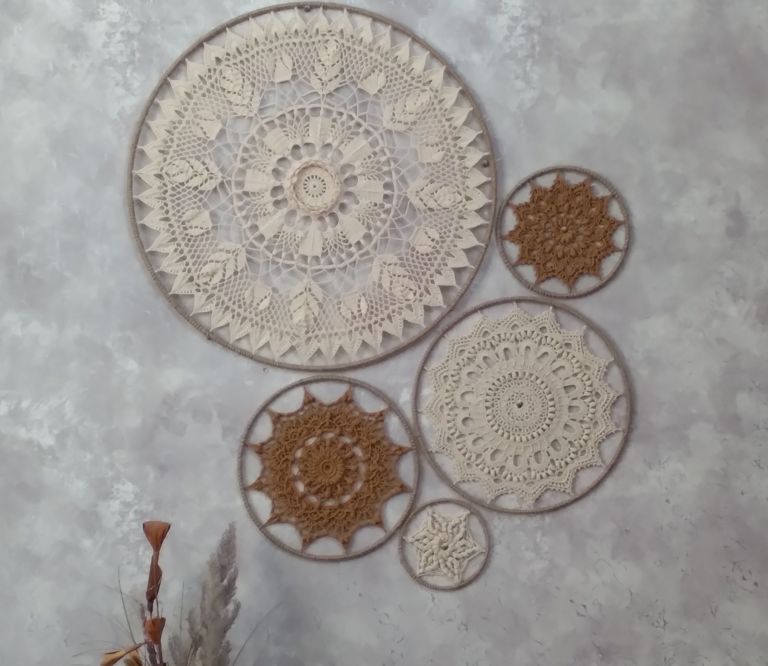 دیوارکوب و آویز قلاب بافی پرداخت در 2 مرحله