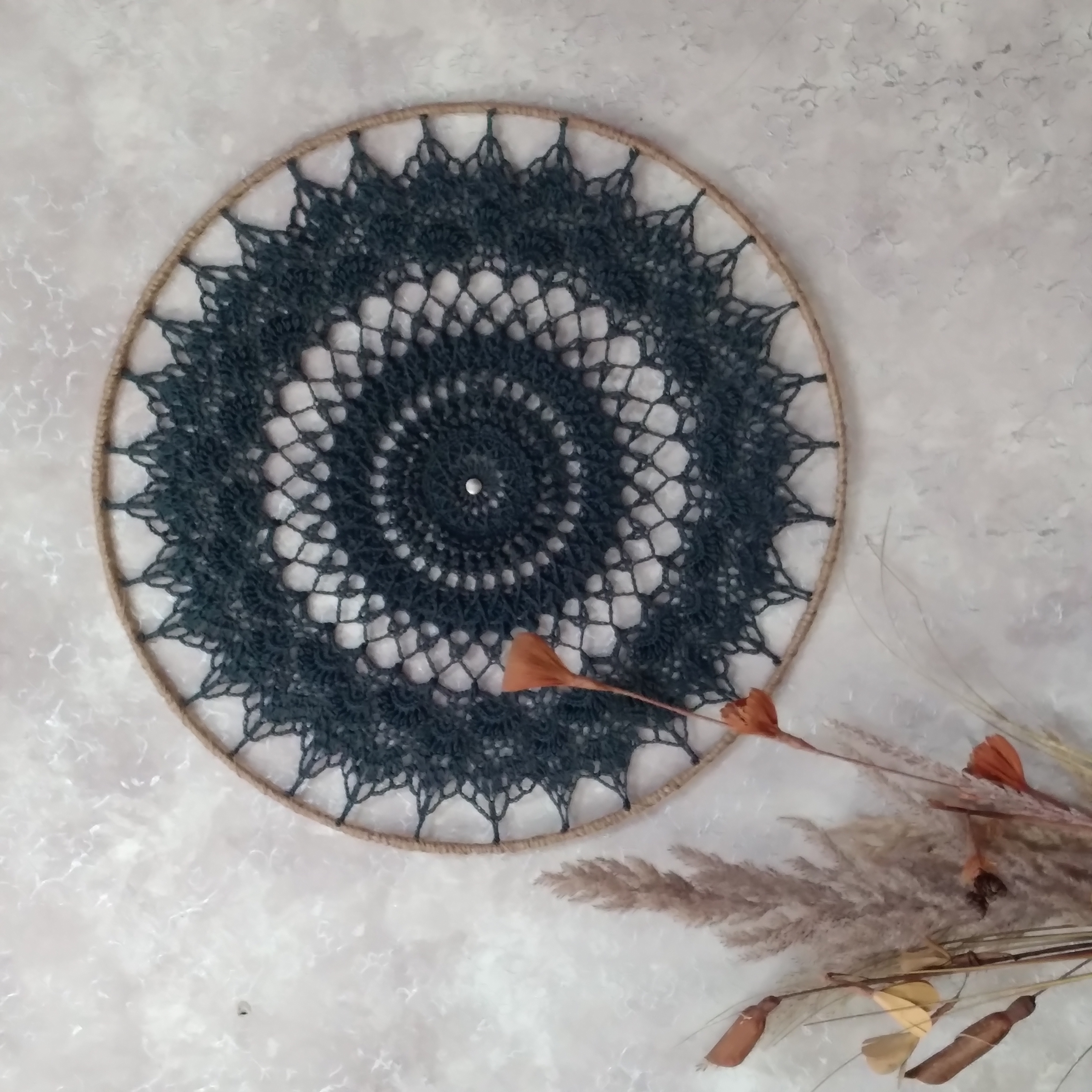 دیوارکوب و آویز قلاب بافی