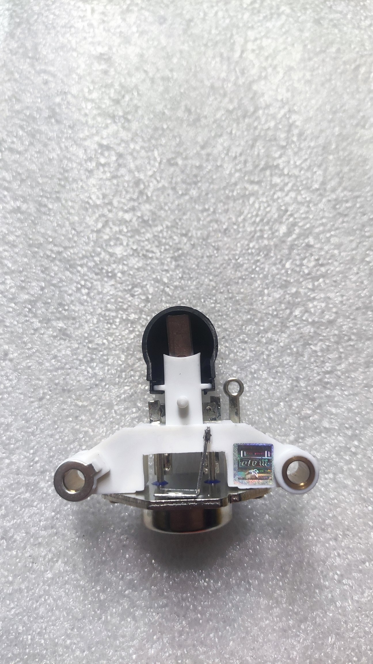 آفتامات دینام پژو ایسکرا مشترک با آردی روآ ایسکرا شرکتی