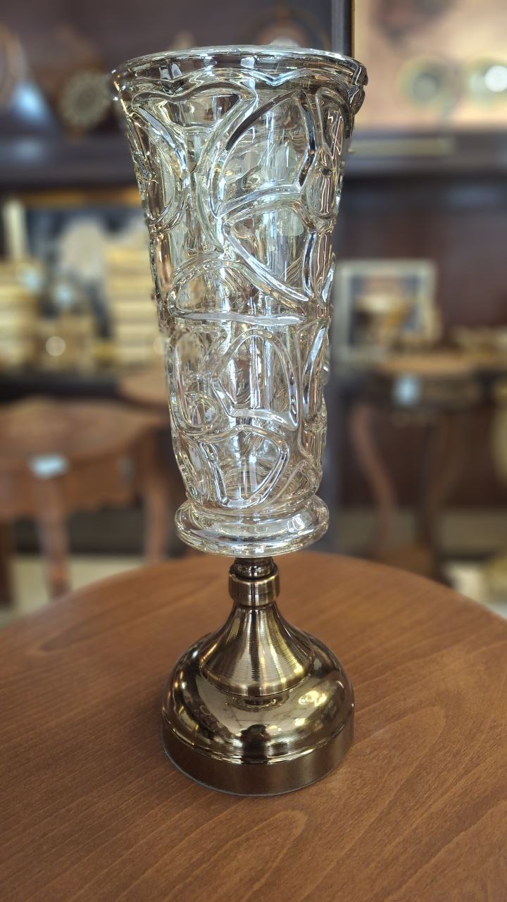 گلدان رومیزی پایه فلزی