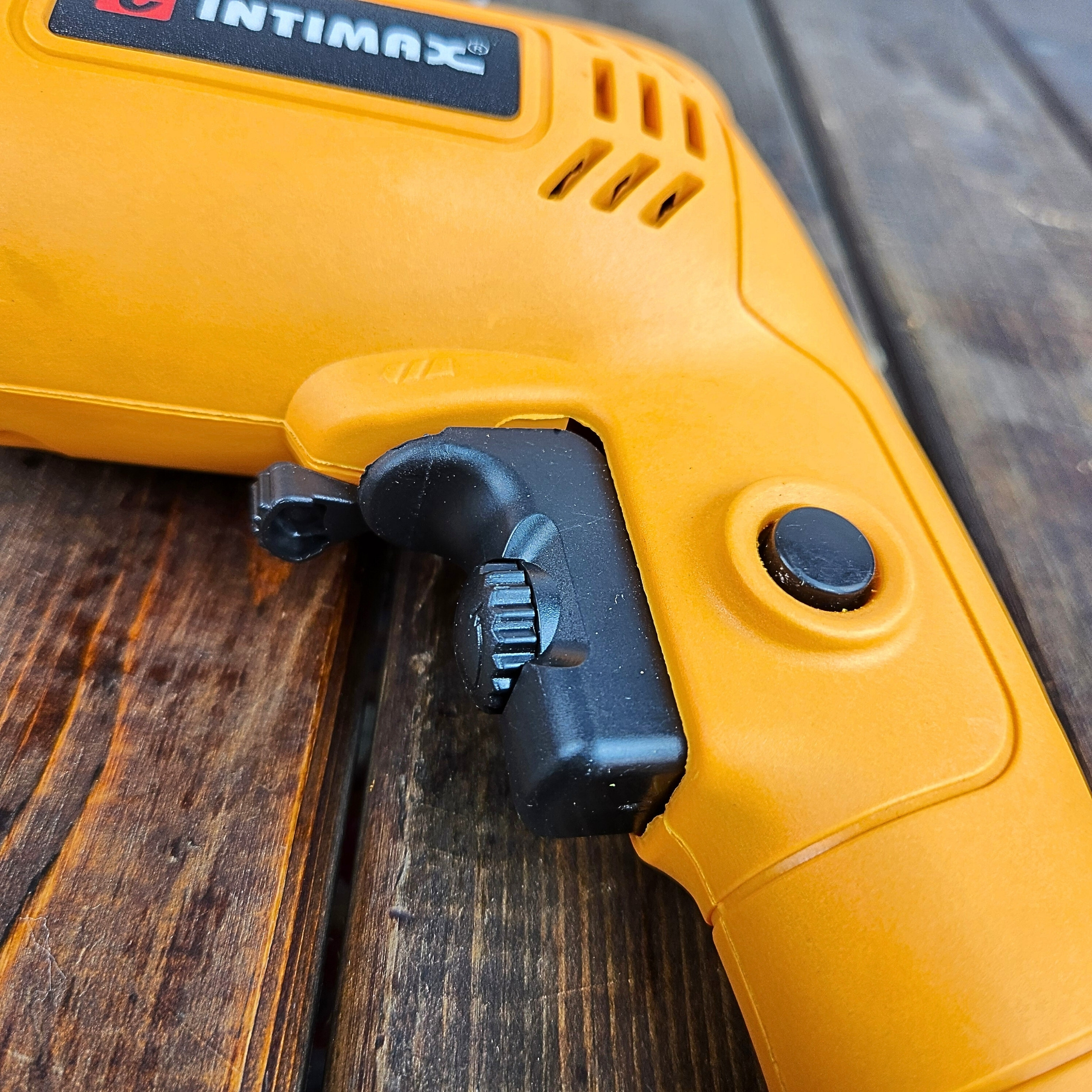 پیچگوشتی برقی اینتیمکس مدل 0104