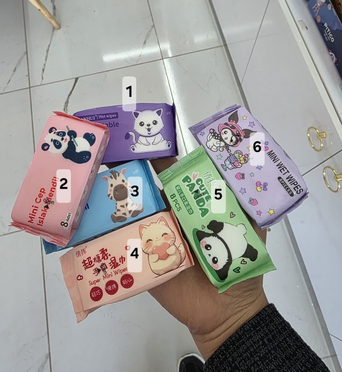 دستمال مرطوب جیبی فانتزی