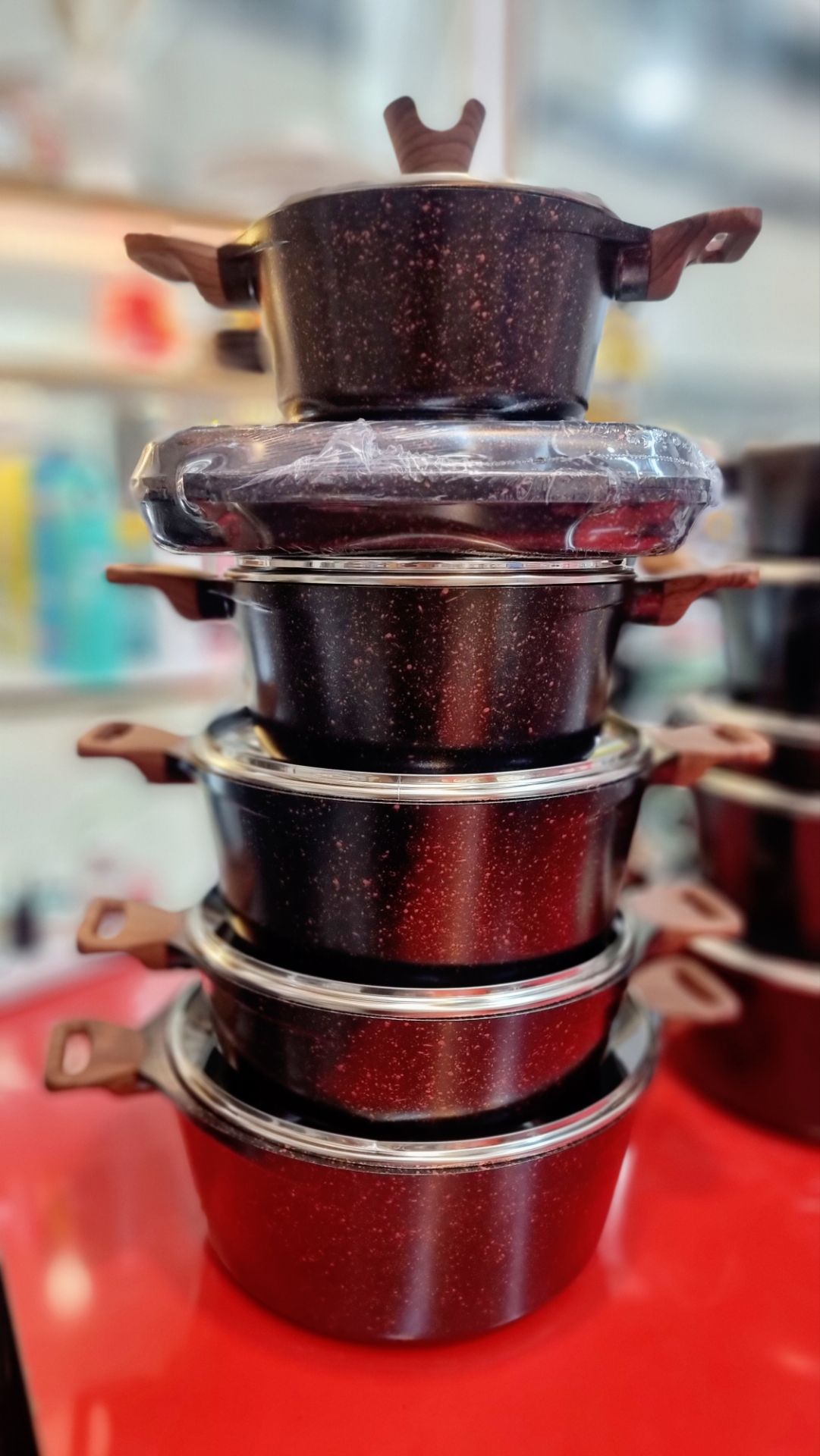 سرویس 17 پارچ‌گرانیتی باکیفیت همراه با تابه رژیمی