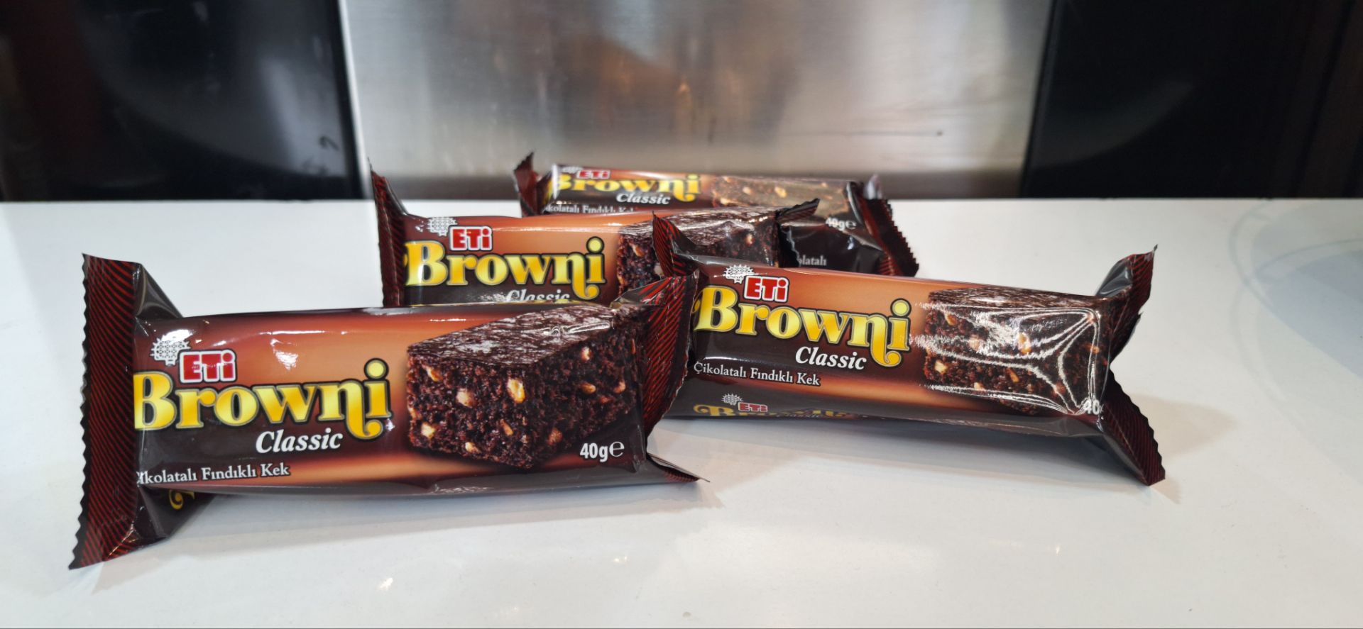 کیک براونی مغزدار تکی