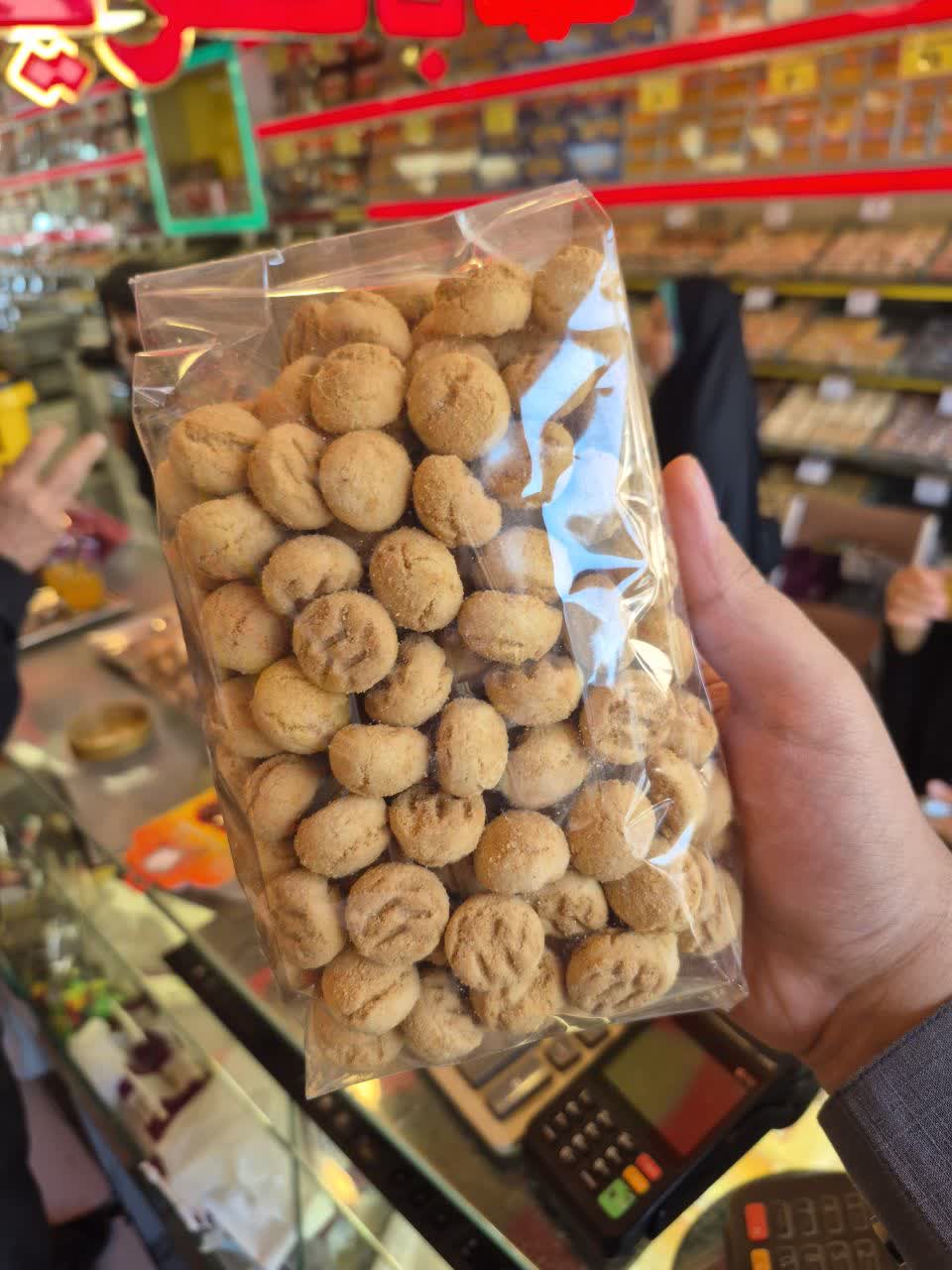 بیسکوئیت حاجی بادام پخت یزد - 300 گرمی