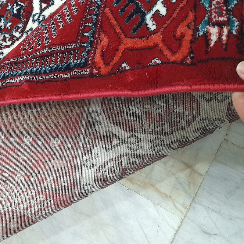 فرش ماشینی طرح سنتی ماری گل رنگ لاکی سایز4متری(150در225سانتیمتر)