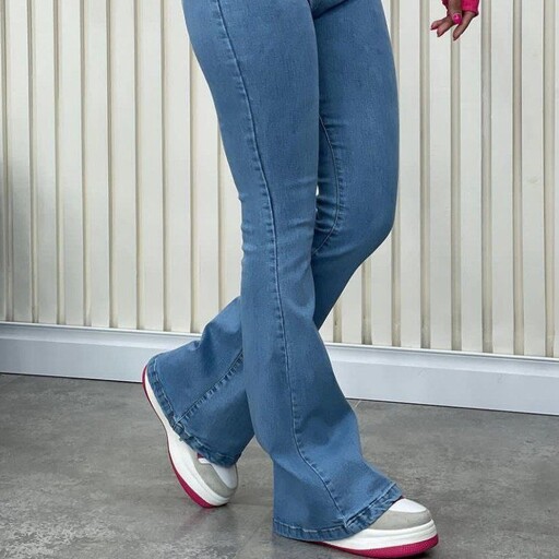 شلوار جین دمپا، جنس  جین نیل اعلا، رنگ بندی  ذغالی، آبی روشن،  مشکی، سایز 38 تا 48 تنخور فوق العاده کیفیت و دوخت تضمینی 