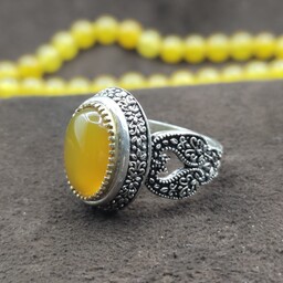 706-انگشتر نقره با سنگ عقیق زرد (همراه با دعای شرف الشمس )- w10.85