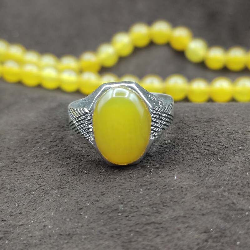 700-انگشتر نقره با سنگ عقیق زرد (همراه با دعای شرف الشمس )با حرز امام جواد - w5.91