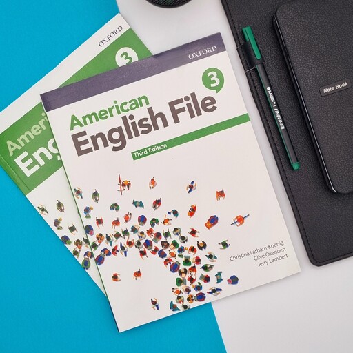 کتاب  American English File 3 3rd Edition،قطع رحلی،(امریکن اینگلیش فایل سه ویرایش سوم)، با کتاب کار و CD، زبان انگلیسی 