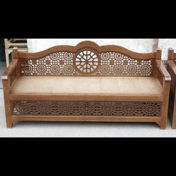 تخت گره چینی چوبی