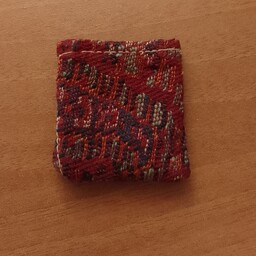 کیف کیسه جلد محافظ ترمه پارچه ای قرمز زرشکی ضخیم بته جغه کوچک ابعاد 5در5 کاردست