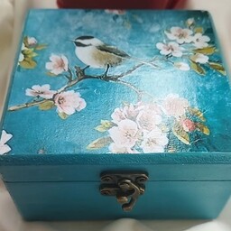 جعبه چوبی دکوپاژ شده طرح پرنده