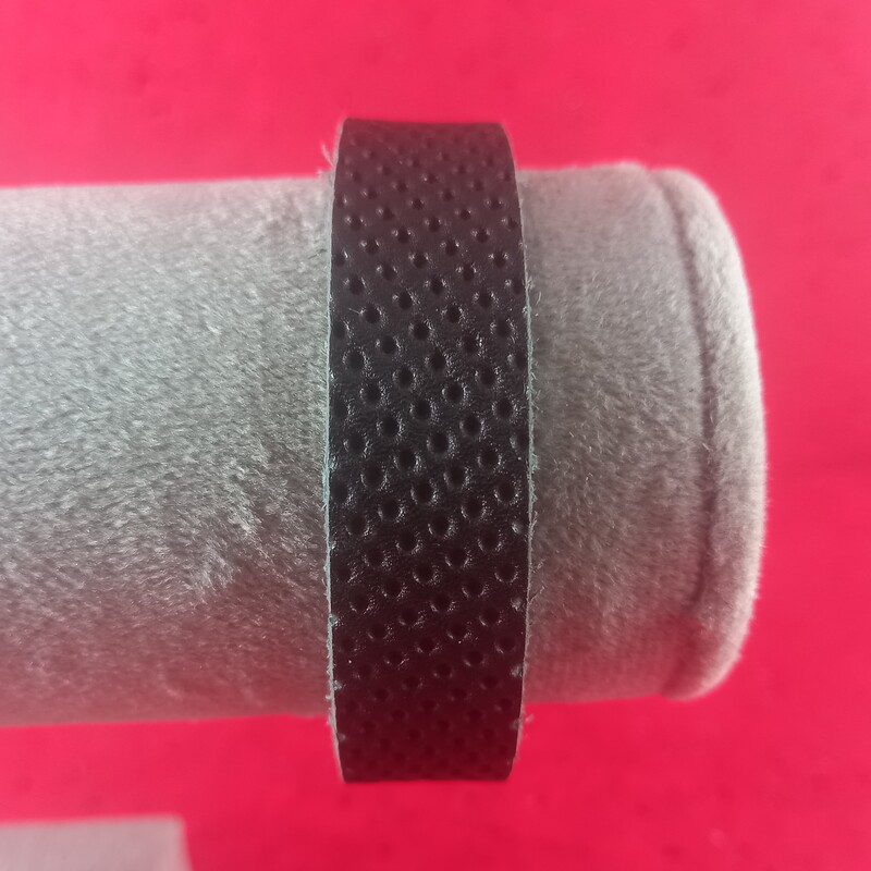 دستبند چرم طبیعی دستساز مشکی خاویاری 