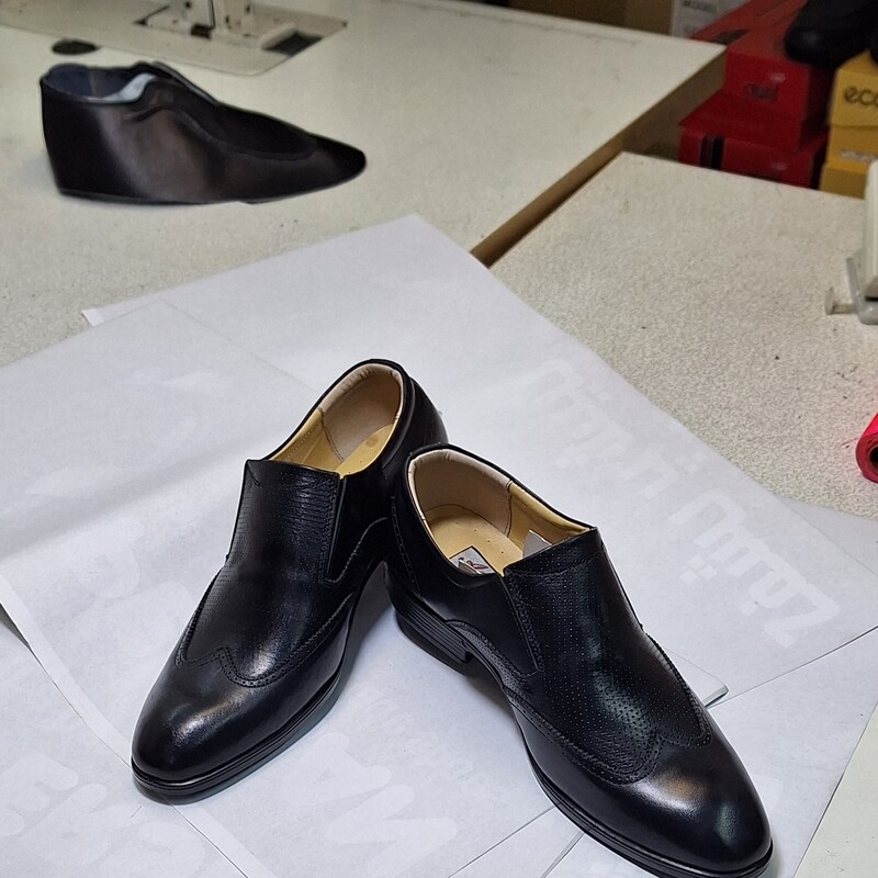 کفش مجلسی مردانه چرم طبیعی گاوی (ارسال رایگان به سراسر ایران)