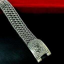 دستبند بافت بسیار خاص نقره عیار 925 ساخت تایلند با طراحی سیاه قلم