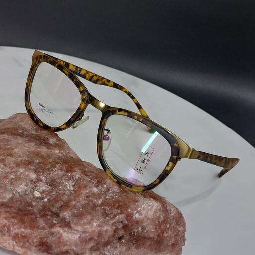 فریم عینک طبی زنانه پلنگی تلفیق کائوچو و فلز  با صورتخوری خاص و عالی دارای تخفیف عالی و بسیار سبک و راحت