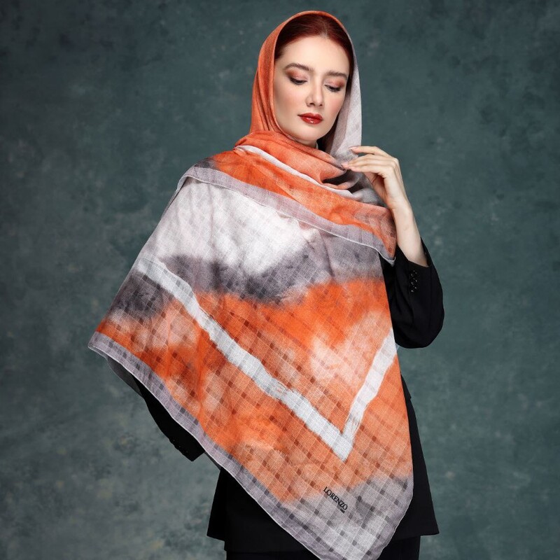 روسری نخ ابریشم سایز 140 در 140 رنگ مطابق تصویر  خیلی سبک 
