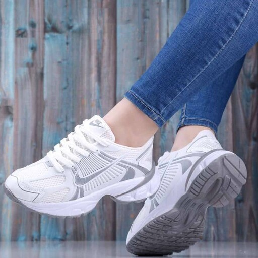 کتونی مدل Nike رویه پختی جدید  زیره پیو   Size37 ta 40 کیفیت عالی  قالب استاندارد