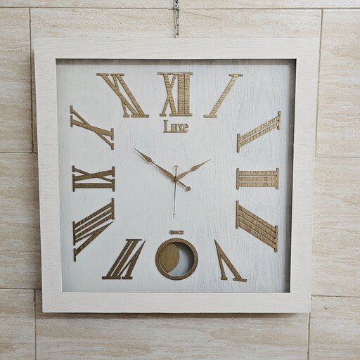 ساعت دیواری چوبی مدل لوکس ( مربع ) قطر 70