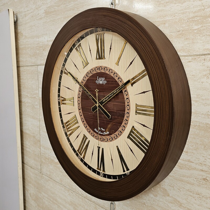 ساعت دیواری چوبی مدل لوکس کد 134