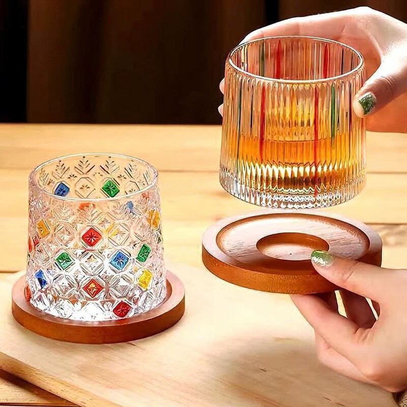 لیوان چرخشی رنگی زیر دار چوب در طرح های متنوع فروش بصورت عددی