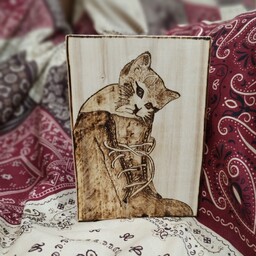 تابلو  چوبی  سوخته نگاری شده طرح گربه 
