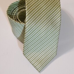 کراوات مردانه طرحدار رنگ زمینه سبز روشن با خط های مورب سفید