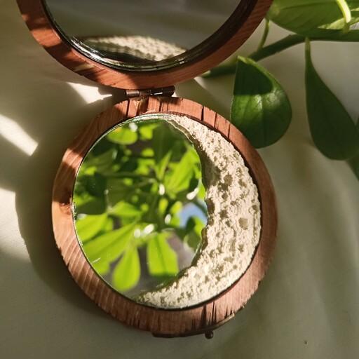 آینه جیبی چوبی طرح ماه (8سانتی) 