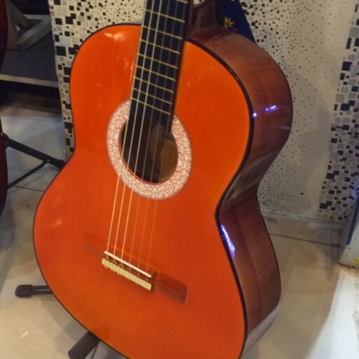 گیتار YAMAHA C70 پرو  با کاور و پیک ارسال رایگان 