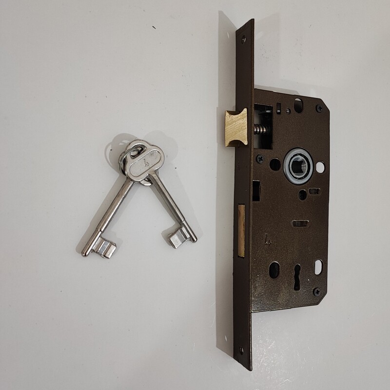قفل درب چوبی  کلیدی میلاک