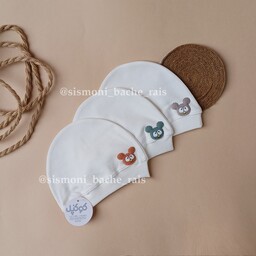کلاه نوزادی سفید ساده عروسکی صد در صد نخ پنبه لباس نوزاد 