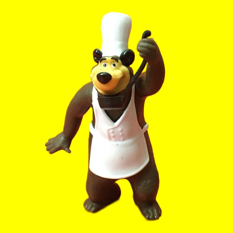 فیگور انیمیشن ماشا خرس آشپز