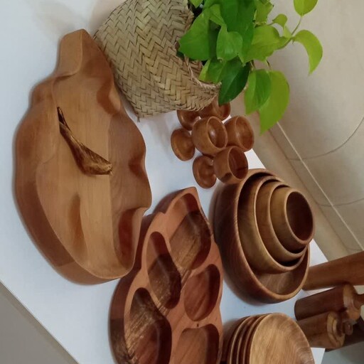 ظرف چوبی اردوخوری سینی پذیرایی مدل اشکی چوب گردو رنگ ضد آب و خوراکی