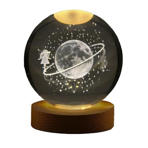 چراغ رومیزی مدل گوی شیشه ای 3D طرح دختر و ماه