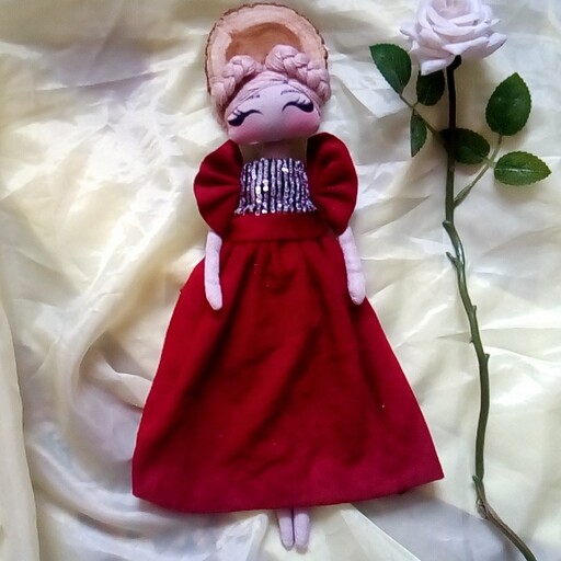 عروسک روسی عروسک پارچه ای عروسک  تیلدا عروس 35 سانتی متر قد مو کاموایی مناسب دکور سیسمونی هدیه نو عروس 