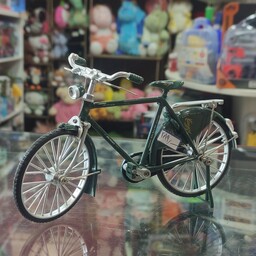دوچرخه فلزی طرح قدیمی