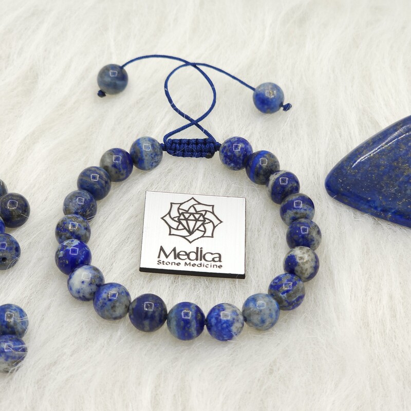 دستبند سنگ لاجورد افغان طبیعی lapis lazuli
سنگ رفع عوارض استرس
کد 191
سایز 8