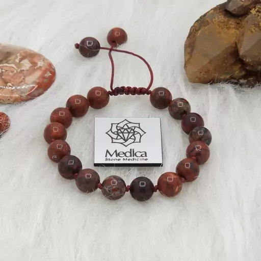 دستبند سنگ جاسپر سرخ red jasper
تراش گرد سایز 8
سنگ تقویت انرژی
کد 110