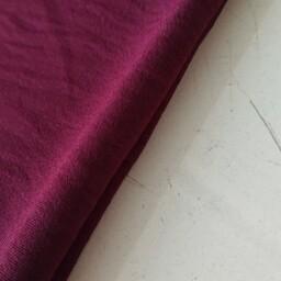 پارچه کرپ ابروبادی جنس خوب گرم بالا عرض 150 تک رنگ رنگ زرشکی 