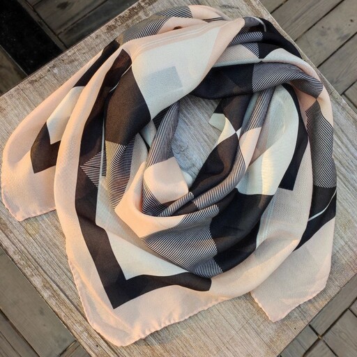 روسری حریرنخی قواره  100  درسه رنگ متفاوت 