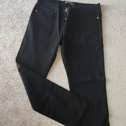 شلوار جین راسته مردانه پارچه کویر سمنان مشکی رنگ 