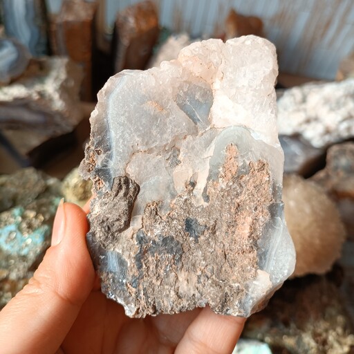 سنگ عقیق سلیمانی ژئود دار عقیق معدنی و اصل  با رنگ طبیعی 6.5سانته