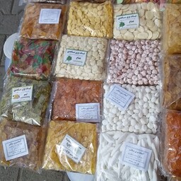 آبنبات در طعم های مختلف به انتخاب مشتری سوغاتی مخصوص استان اردبیل