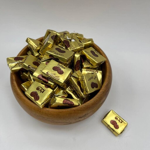 شکلات تافی کاکائویی آیدین مربعی شکل در بسته های 500 گرمی