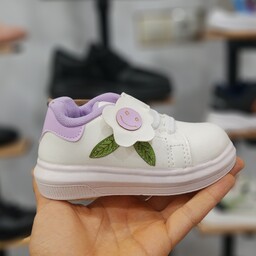 کفش نوزادی بچگانه مدل گل رنگ سفید دخترانه سایز  21 تا 24