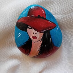 نقاشی روی سنگ طبیعی طرح دختر کلاه قرمز رنگ ثابت دو رو